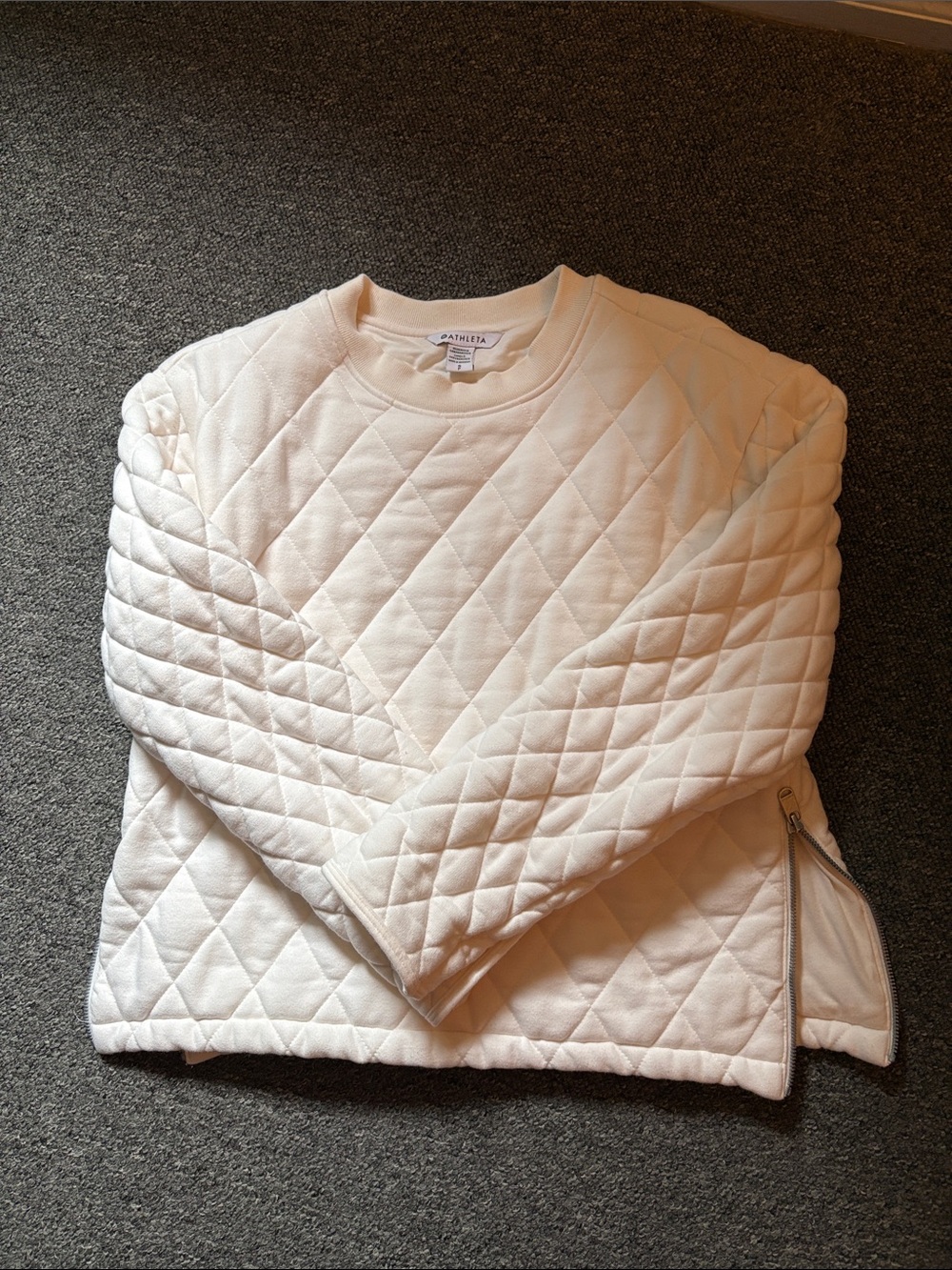 Athleta Cream Quilted Crewneck Sweatshirt with Side Zip